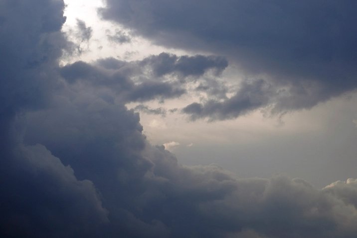 Category 4 Hurricane Simon hugs Mexico coast with flood threat